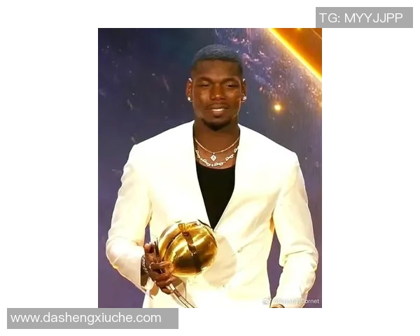 博格巴重返绿茵场展现风采球迷期待他带来新的辉煌时刻