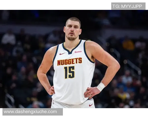 约基奇再创历史三双纪录掘金稳居西部榜首荣耀时刻