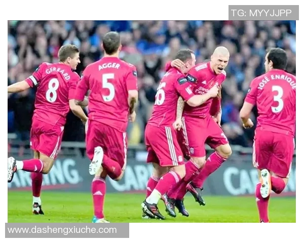 贝尔格红星主场迎战利物浦双方争夺小组出线关键战役 贝尔格红星主场迎战利物浦双方争夺小组出线关键战役