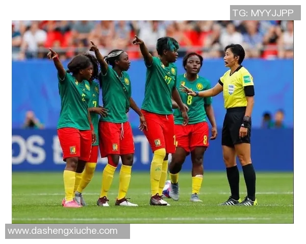 赞比亚女足与博茨瓦纳女足激战正酣精彩对决引发球迷热议 赞比亚女足与博茨瓦纳女足激战正酣精彩对决引发球迷热议