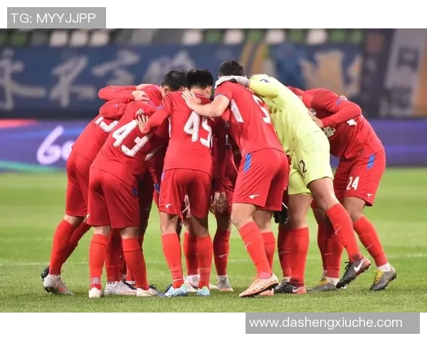 足协杯激战江苏队对阵梅州队全力争夺晋级名额的精彩对决