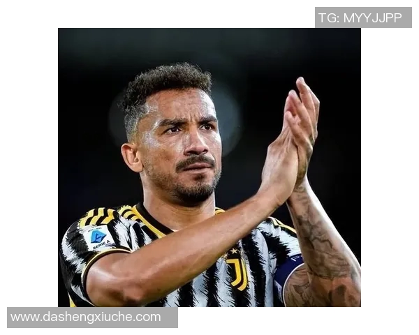 达尼洛：从青涩球员到足球场上的战术大师之路