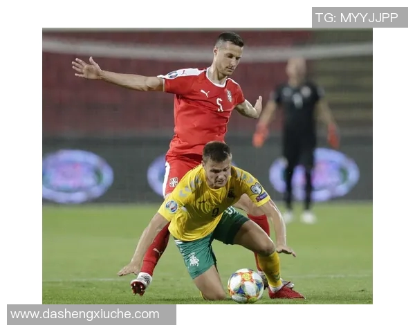 黑山与立陶宛足球赛激战正酣谁能在这场较量中胜出