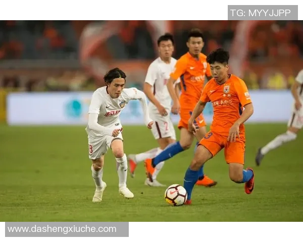 鲁能与权健激战正酣精彩对决pPT直播全程回顾与分析