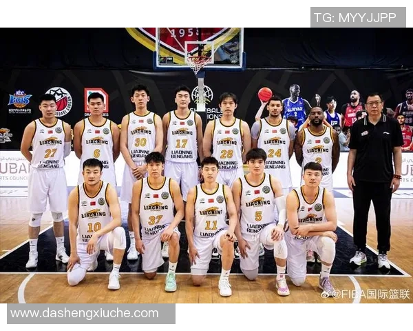 2015年CBA季后赛辽宁队对阵广东队的精彩对决回顾与分析