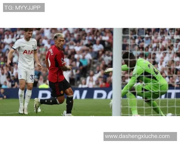 曼联与热刺激战正酣比分结果揭晓引发球迷热议