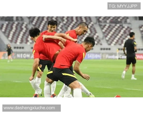 阿曼对阵日本比赛裁判身份揭晓引发关注与讨论