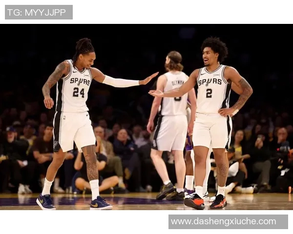 湖人西决对决马刺全景分析与赛季回顾展望未来对抗之路